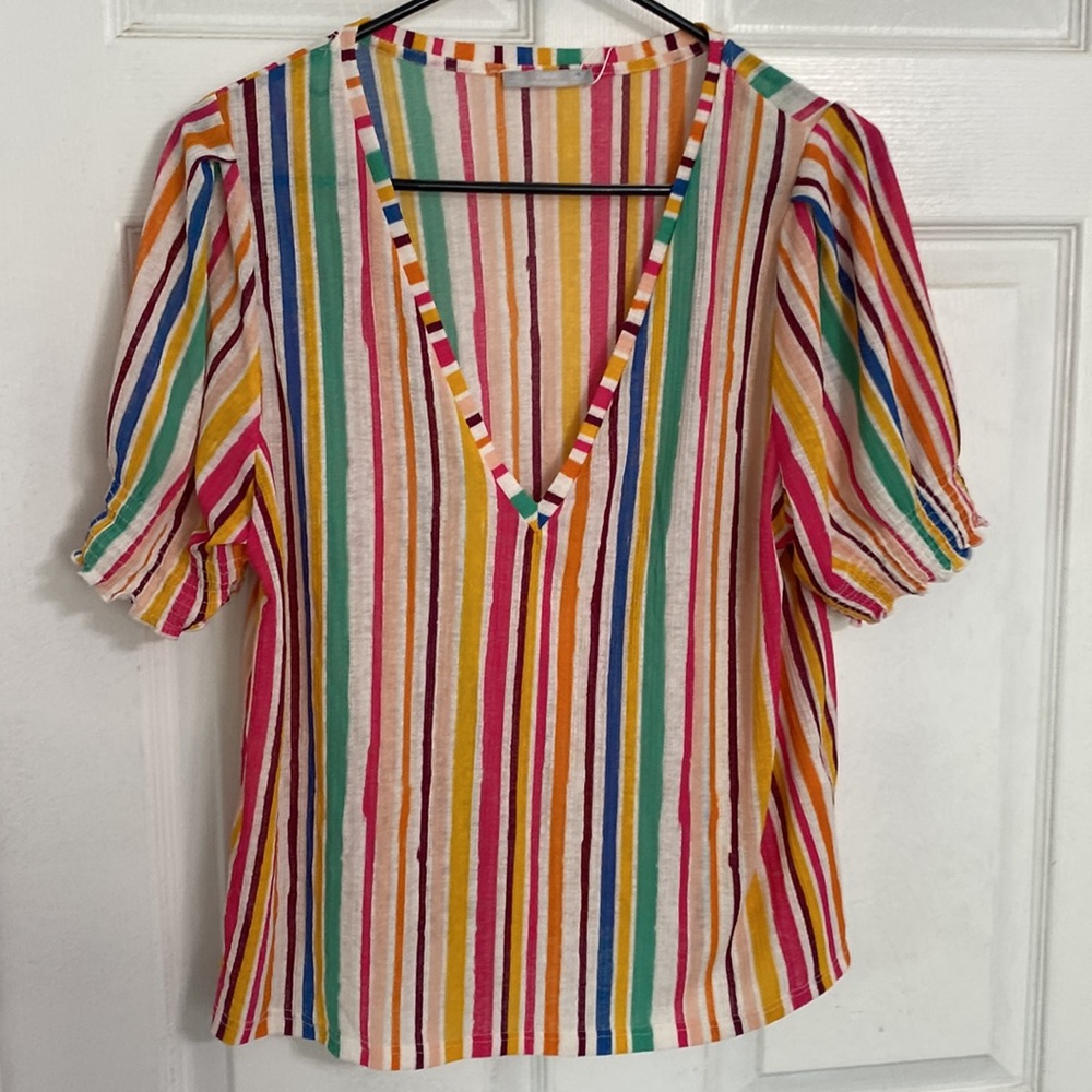 EUC Zara W/B Gauze Rainbow Striped Deep V Blouse Medium Colorful Boxy Like new